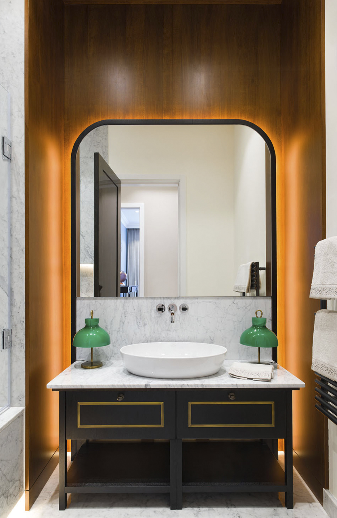 YinjiSpace Shalini Misra x South Audley Street Apartment